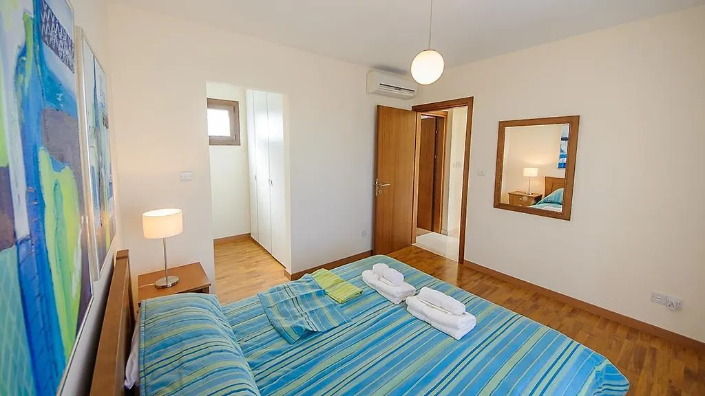 פרוטאראס Rent Private Villa 010