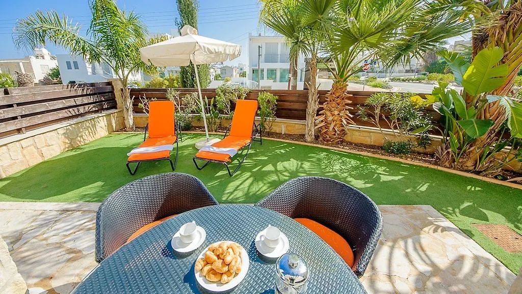 פרוטאראס Rent Private Villa 010