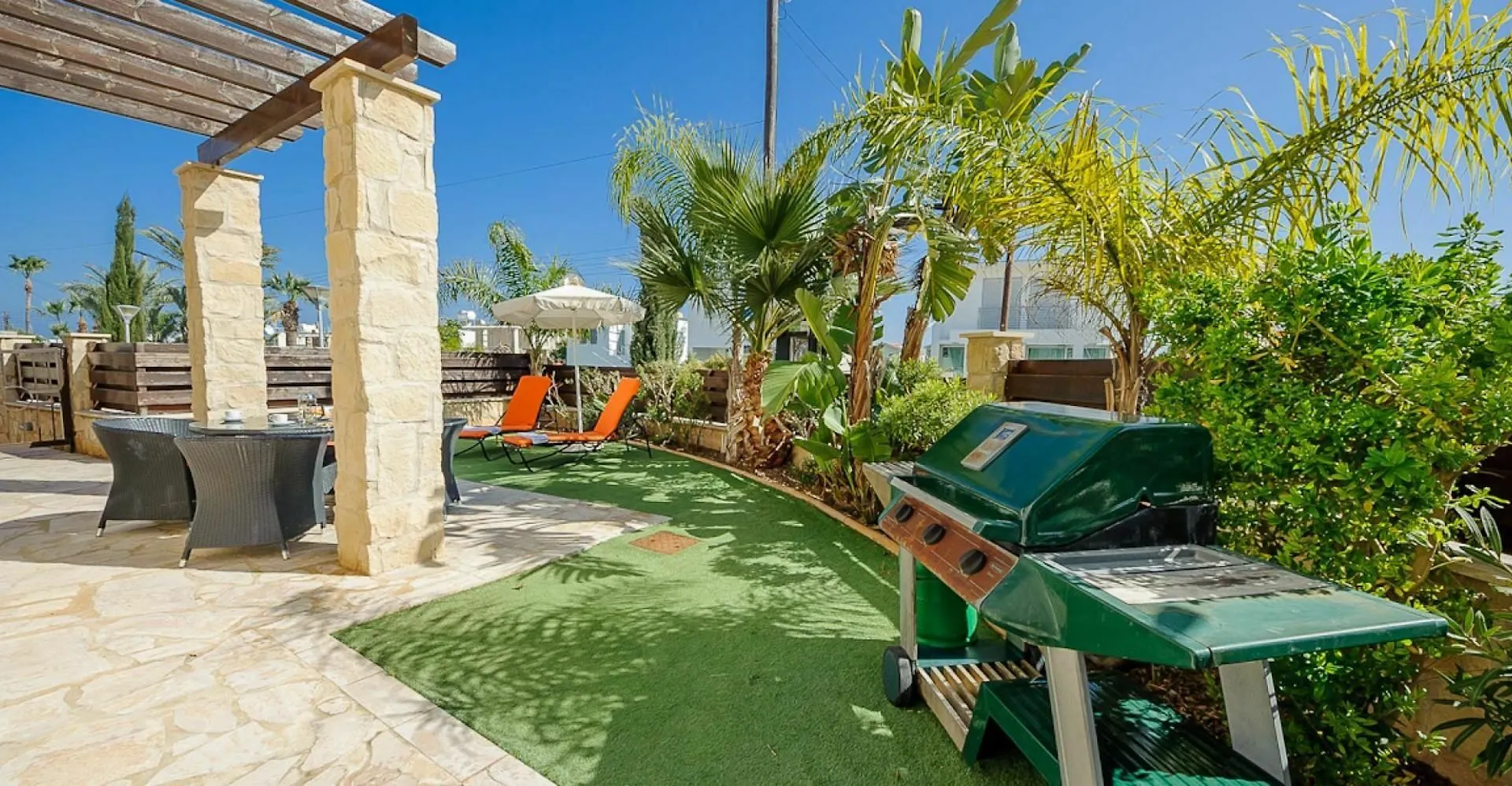 פרוטאראס Rent Private Villa 010 0*,